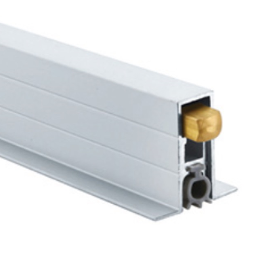 Door bottom sealing device