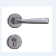 Split middle mortise lock