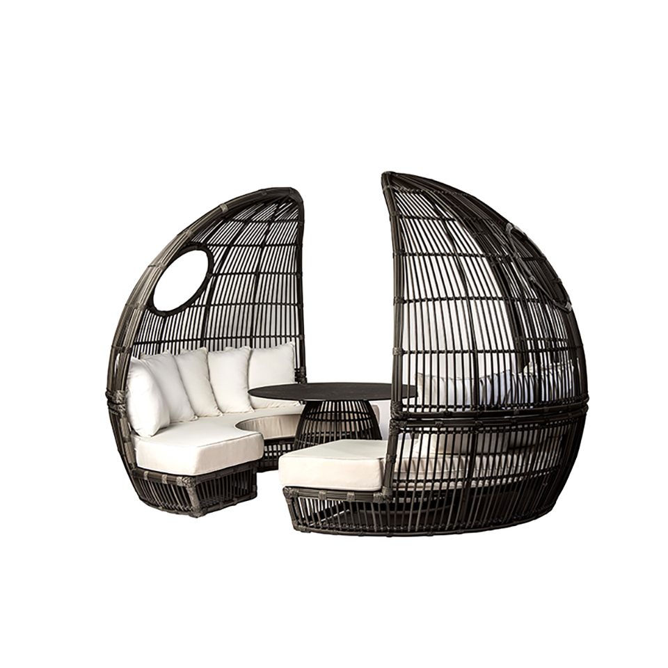 Bamboo daybed