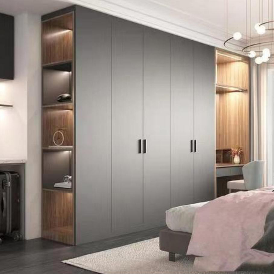 Customized wardrobe 4