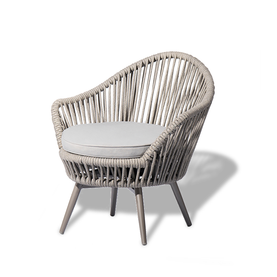 Daisy swivel chair