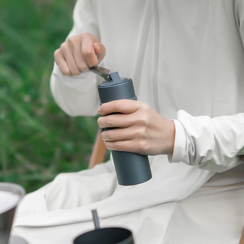 Shili manual coffee grinder