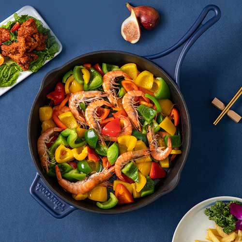 Cast iron skillet